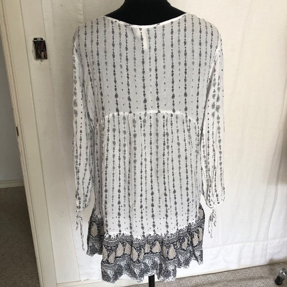 Grand & Greene v neck long tunic style shirt size XL - Picture 6 of 8